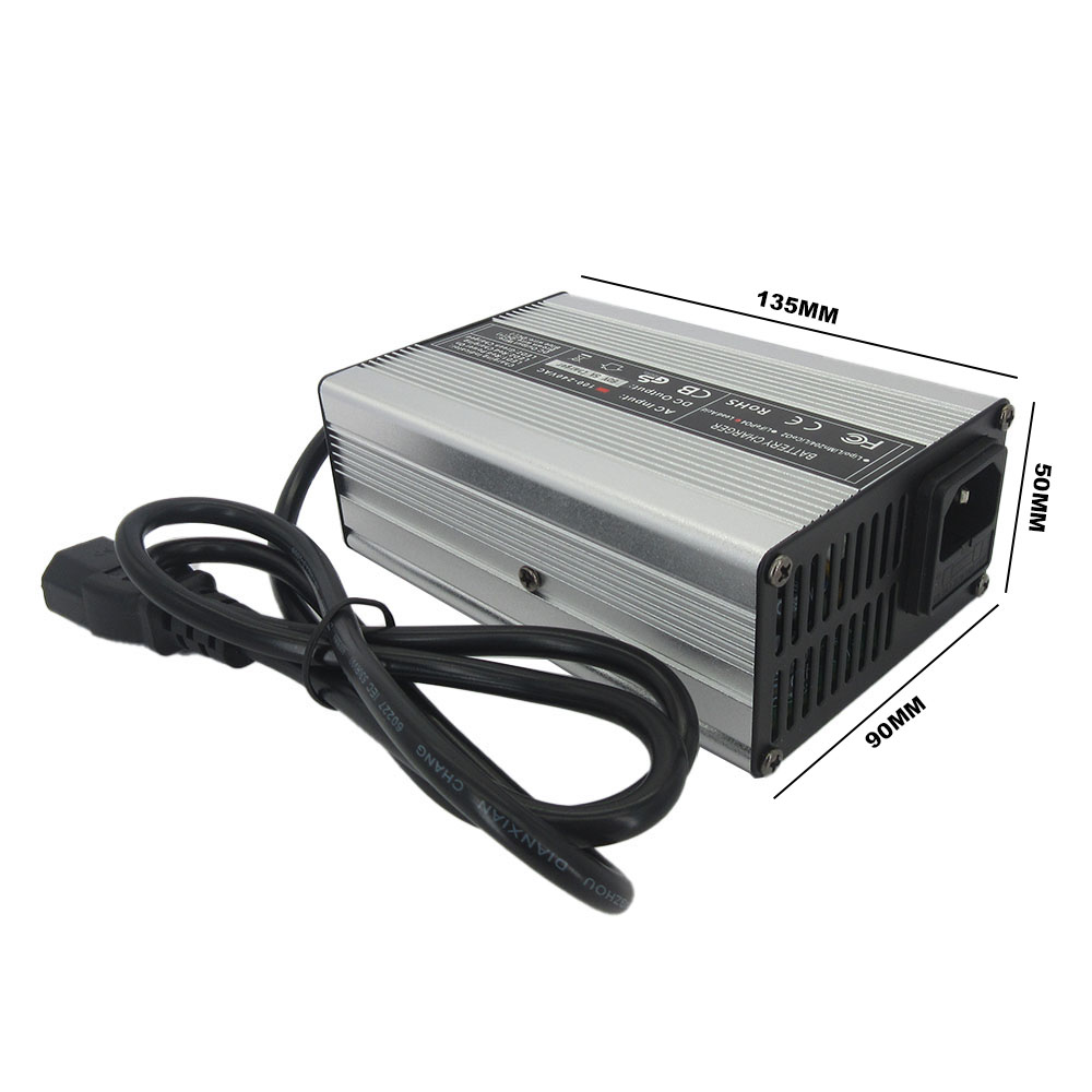 Caricabatterie rapido Li-ion 8 - 84V 20A Smart Charger recensione e prezzo